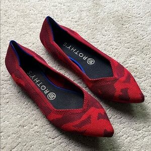 Rothy’s Red Camo Camouflage The Point Toe Flats 8